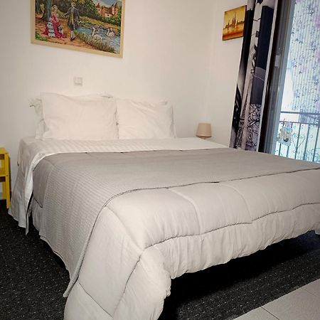 Sofia'S Home 9Min. Athens Airport Artemida  Bagian luar foto